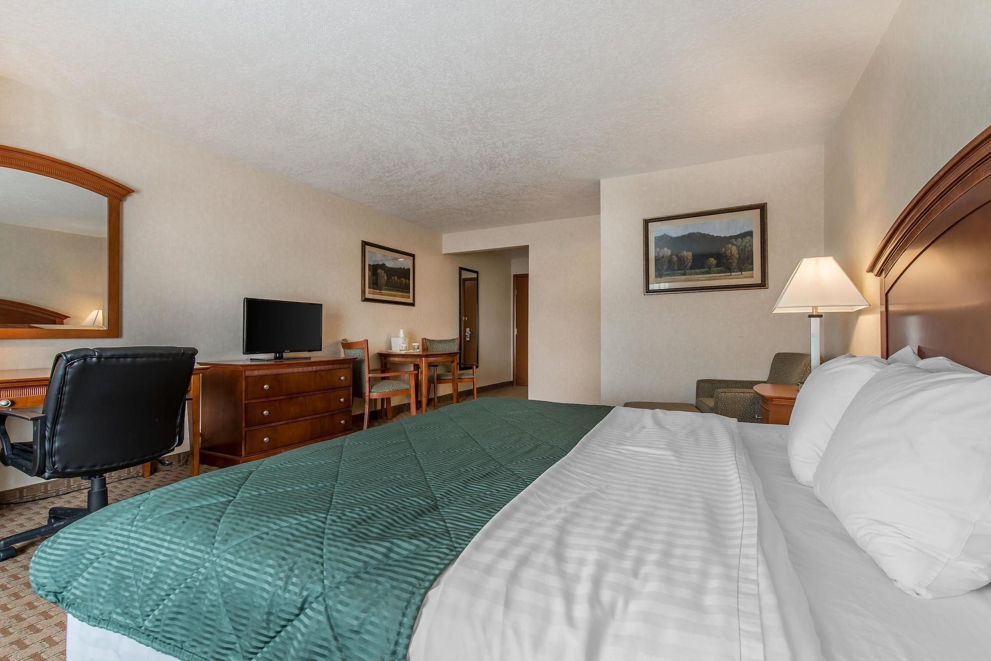 Baymont By Wyndham Fort Morgan Exterior photo