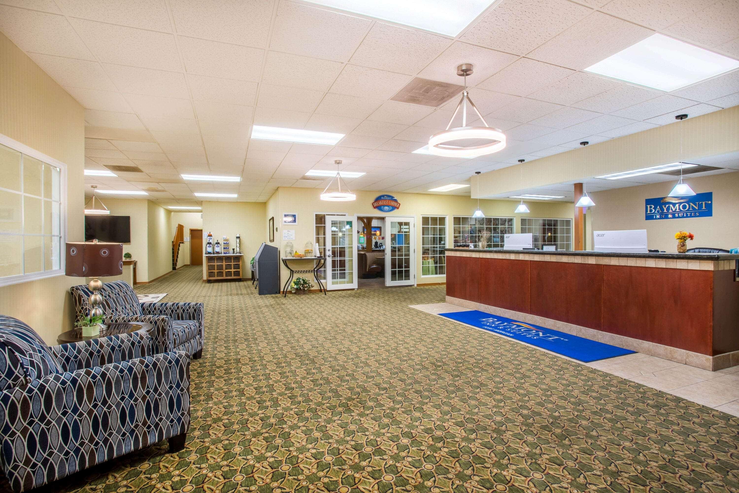 Baymont By Wyndham Fort Morgan Exterior photo